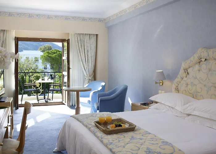 度假村 Mitsis Galini 5*