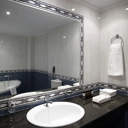 Mitsis Galini Καμένα Βούρλα