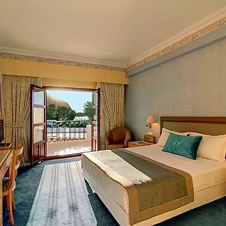 منتجع Mitsis Galini 5*