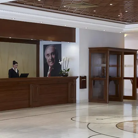 Mitsis Galini Θέρετρο