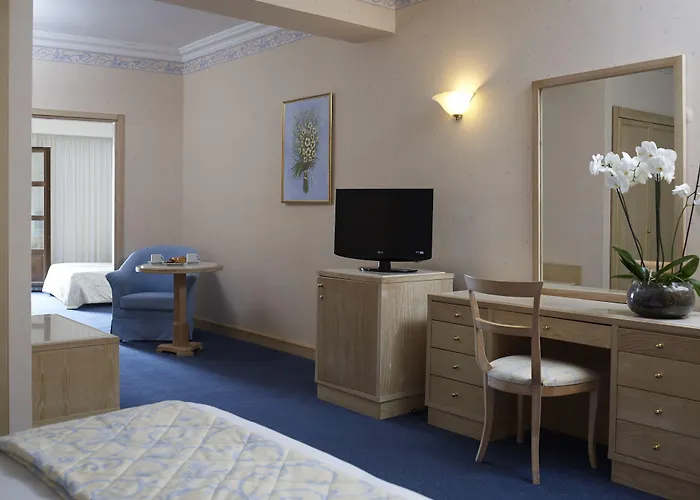 Mitsis Galini Θέρετρο