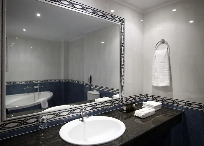 Mitsis Galini Καμένα Βούρλα